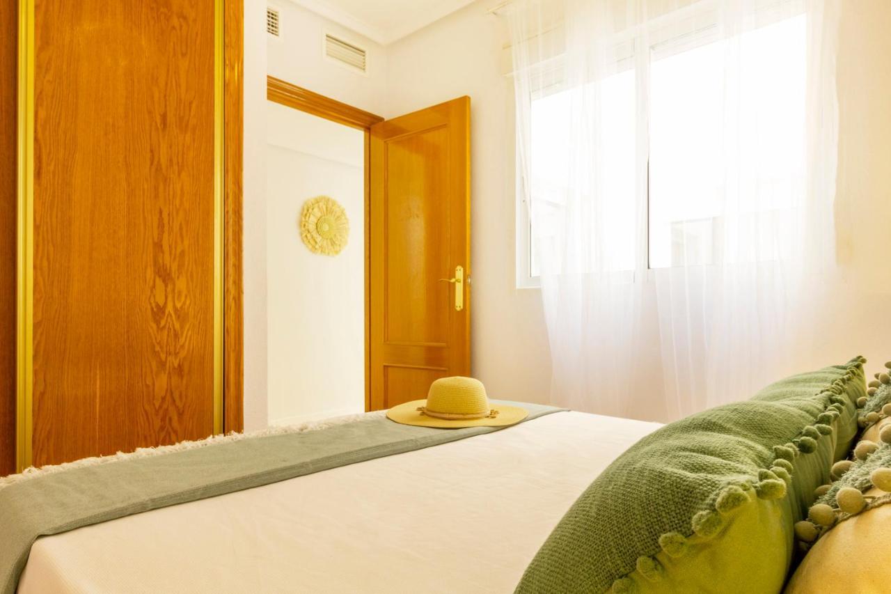 Apartamento Pink Maritimo Torrevieja Bagian luar foto
